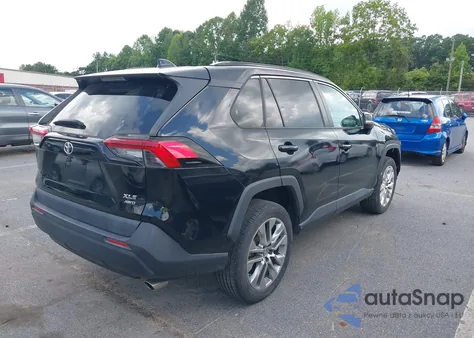 2019 Toyota Rav4 Xle Premium z USA, uszkodzony, nr VIN 2T3A1RFV0KW067639